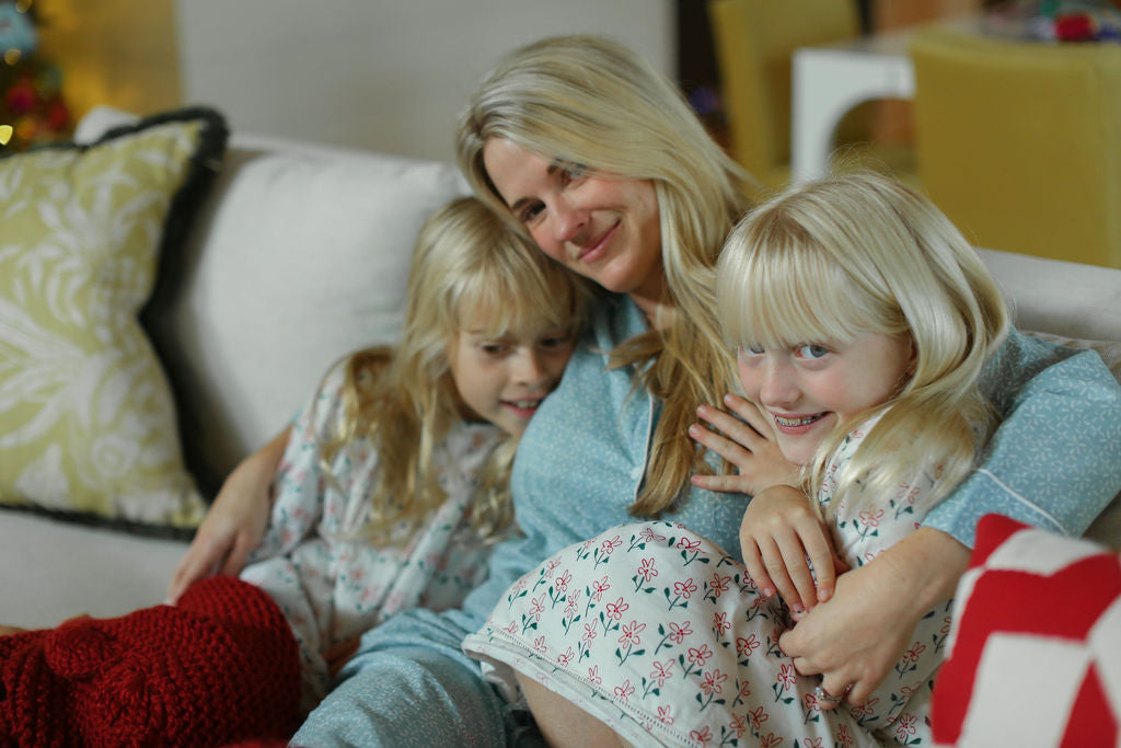 Women's Classic Pajama Set - Snowflake Stitch